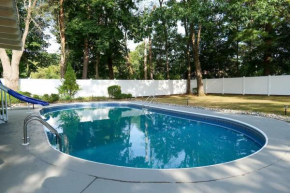 Charming Home near I-87 JCT